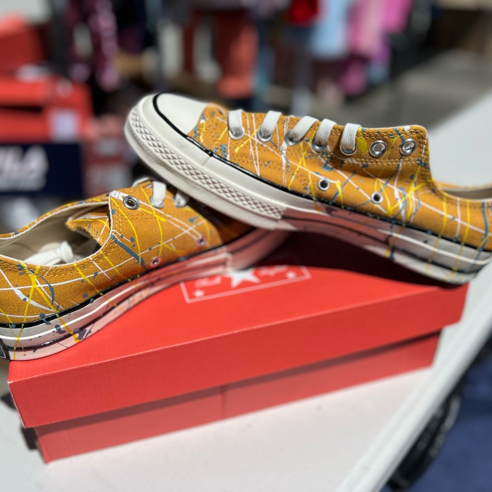 Converse Chuck 70 Low Gold Sunflower Paint Splatter Sneakers Men’s 9, woman’s 11 - Picture 7 of 7